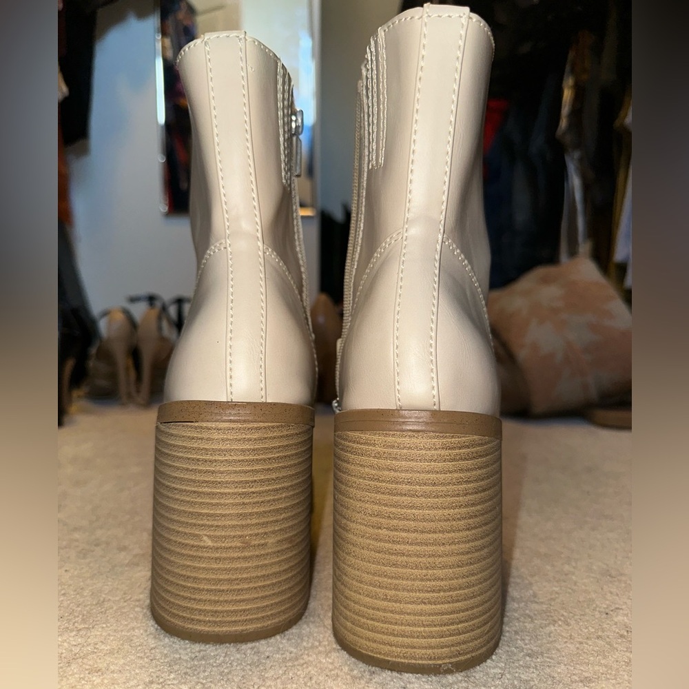 Universal Thread Jenna Booties - image 8